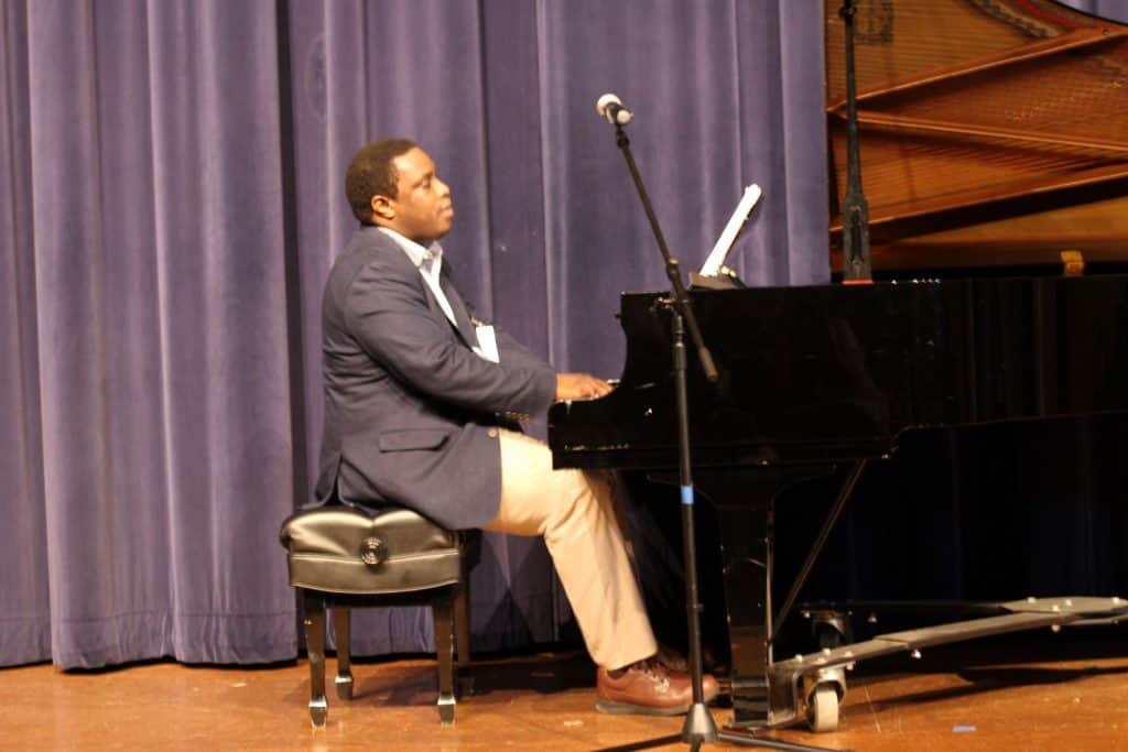 Dr. David Berry III shares in chapel