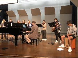 Students help to lead music for chapel